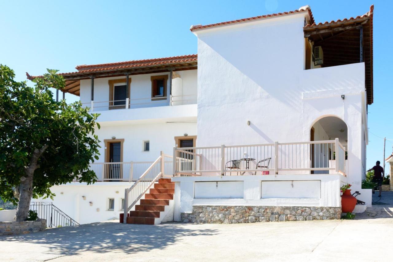 Tsoukalaria Studios Skopelos Buitenkant foto
