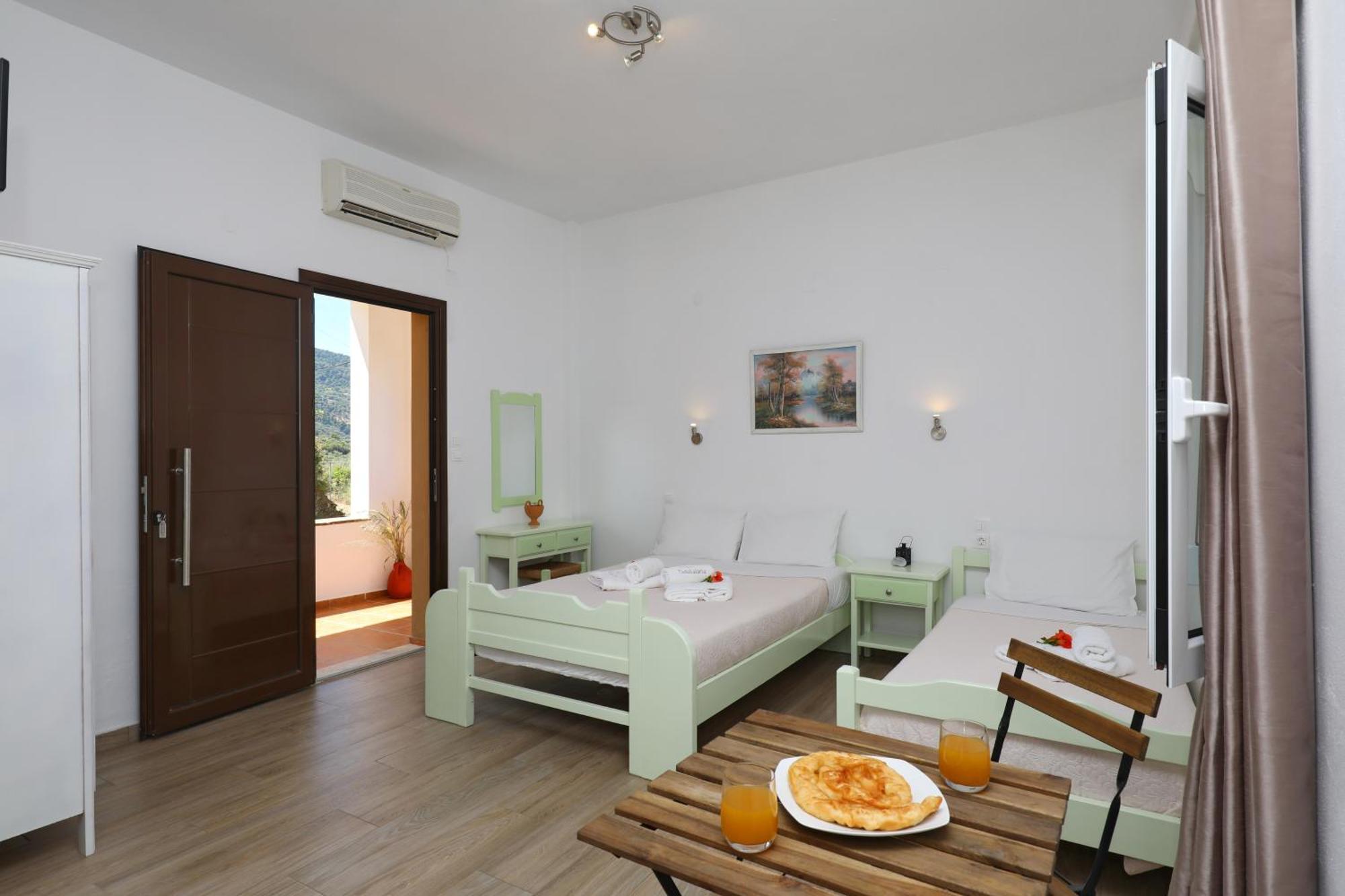 Tsoukalaria Studios Skopelos Buitenkant foto